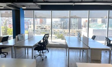 ARRIENDO Oficina habilitada de 153,31 m2 , Metro Pedro de Valdivia
