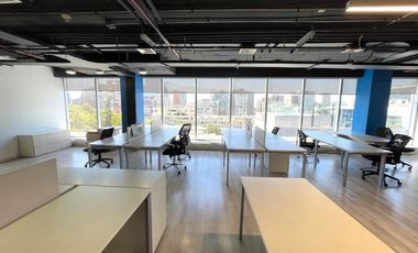 ARRIENDO Oficina habilitada de 153,31 m2 , Metro Pedro de Valdivia