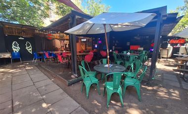 Local Comercial en Venta en Gran Avda. José Miguel Carrera con Carmen Mena C2J