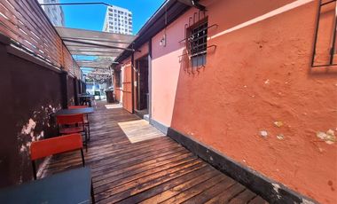 Local Comercial en Venta en Gran Avda. José Miguel Carrera con Carmen Mena C2J