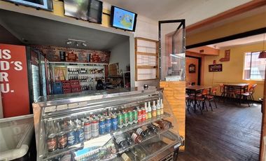 Local Comercial en Venta en Gran Avda. José Miguel Carrera con Carmen Mena C2J