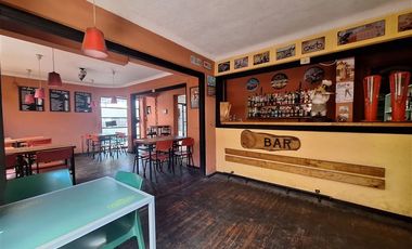 Local Comercial en Venta en Gran Avda. José Miguel Carrera con Carmen Mena C2J