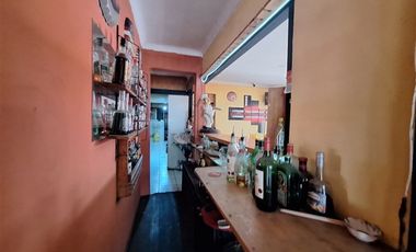 Local Comercial en Venta en Gran Avda. José Miguel Carrera con Carmen Mena C2J