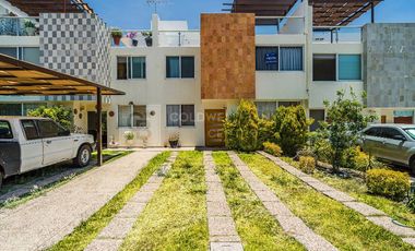 Casa en Venta en Punta Juriquilla: Exclusividad, Espacio y Comodidad en Altavista Condominio Puerta de Hierro