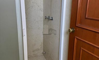 Venta casa en la herradura de 550m2