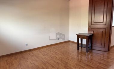 Venta casa en la herradura de 550m2