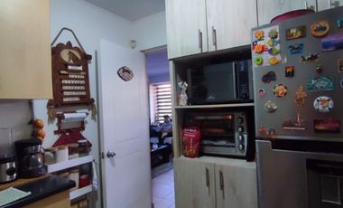 LINDA CASA CON GRAN TERRAZA TECHADA Y PATIO