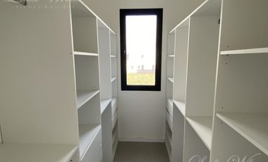 Casa en venta en Lagos de Canning