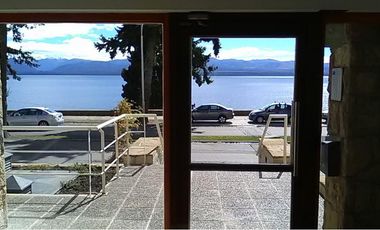 Departamento céntrico, frente al lago Nahuel Huapi
