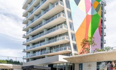 VENTA DEPARTAMENTO SUITE 2 AMBIENTES AMOBLADA  CON   COCHERA EN SLS  PUERTO MADERO APTO PROFESIONAL