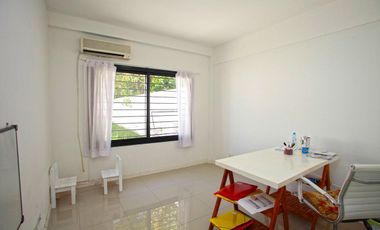 Excelente departamento en venta apto credito en San isidro - 2 dorm -PB c/ jardin