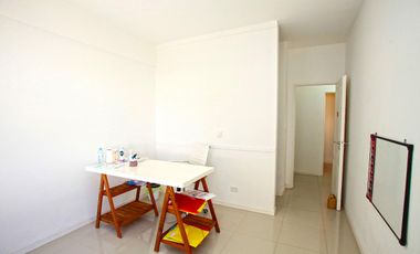Excelente departamento en venta apto credito en San isidro - 2 dorm -PB c/ jardin