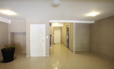 Excelente departamento en venta apto credito en San isidro - 2 dorm -PB c/ jardin