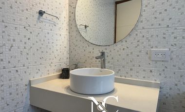 Casa en venta en Costa Esmeralda con piscina y gas natural
