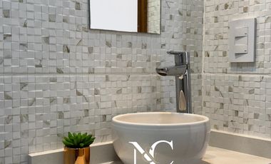 Casa en venta en Costa Esmeralda con piscina y gas natural