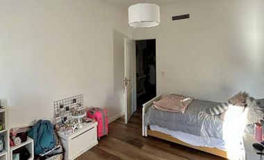 Casa  reciclada a nuevo en la Delfina