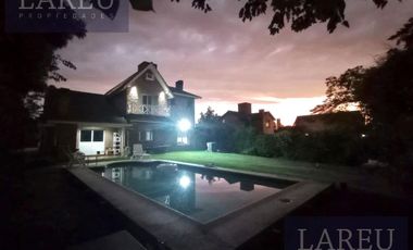 Casa  reciclada a nuevo en la Delfina