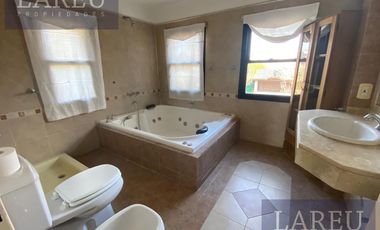 Casa en La Delfina, Pilar