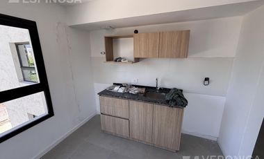 Departamento de un ambiente en venta, Morón.