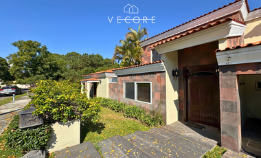 CASA EN VENTA EN PUERTA DE HIERRO, ZONA DIAMANTE, ZAPOPAN