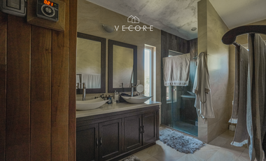 CASA EN VENTA EN PUERTA DE HIERRO, ZONA DIAMANTE, ZAPOPAN