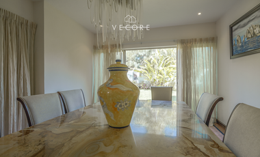 CASA EN VENTA EN PUERTA DE HIERRO, ZONA DIAMANTE, ZAPOPAN
