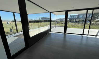 Casa en La Providencia Canning