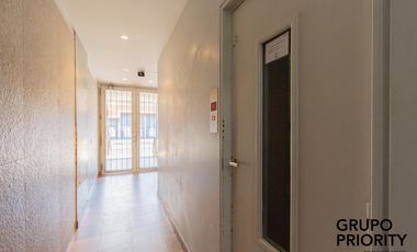 VENTA - DEPARTAMENTO - 2 AMBIENTES CON COCHERA - BARRACA