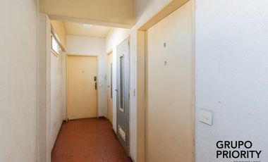 VENTA - DEPARTAMENTO - 2 AMBIENTES CON COCHERA - BARRACA