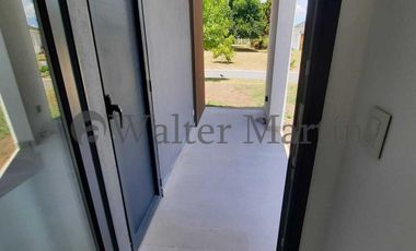Venta de Casa a Estrenar-Estancia Smithfield