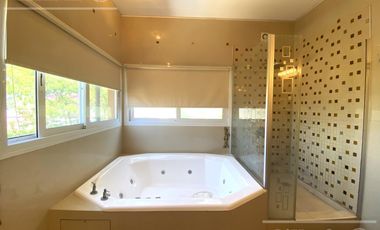 Casa en Venta de cuatro ambientes con piscina en Altos de Hudson II, Hudson, Berazategui