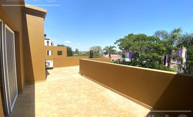 Casa en Venta de cuatro ambientes con piscina en Altos de Hudson II, Hudson, Berazategui