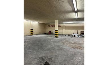 EDIFICIO EN VENTA MITRAS CENTRO