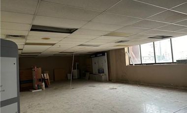 EDIFICIO EN VENTA MITRAS CENTRO