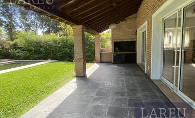Casa en Venta con renta - La Delfina, Pilar