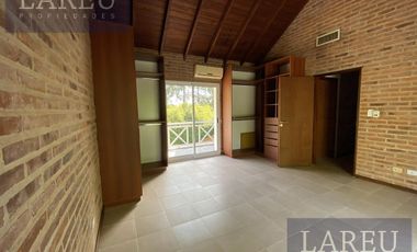 Casa en Venta con renta - La Delfina, Pilar