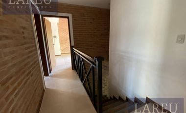 Casa en Venta con renta - La Delfina, Pilar