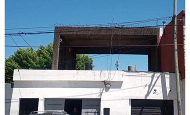 Venta depósito y local comercial- Bella Vista, Rosario