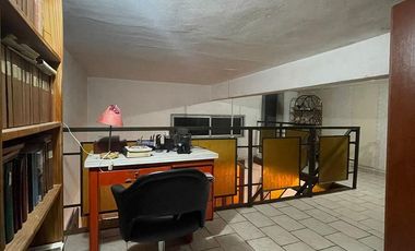 PH en  en venta de 3 ambientes con terraza y quincho