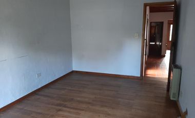 VENTA Casa  5 AMBIENTES    Centro de Lujan