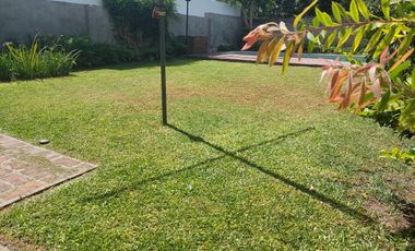 VENTA Casa  5 AMBIENTES    Centro de Lujan