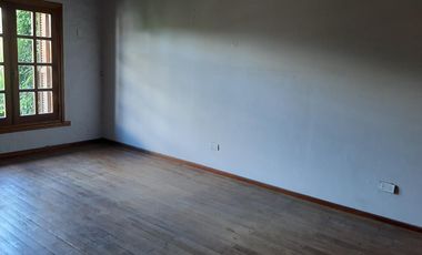 VENTA Casa  5 AMBIENTES    Centro de Lujan