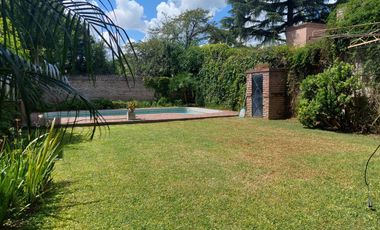 VENTA Casa  5 AMBIENTES    Centro de Lujan
