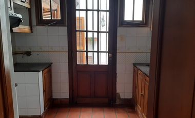 VENTA Casa  5 AMBIENTES    Centro de Lujan
