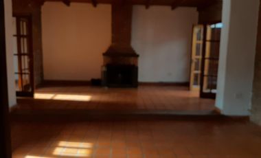 VENTA Casa  5 AMBIENTES    Centro de Lujan