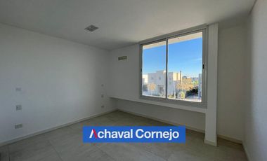 VENTA | Casa  de 4 dormitorios   pileta en el barrio Araucarias, Puertos