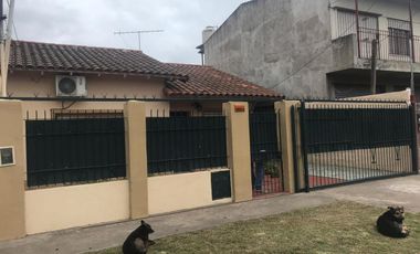 Casa - Burzaco