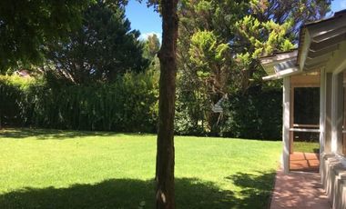 Casa en Venta con renta - La Delfina, Pilar