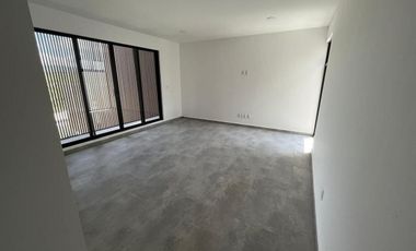 Venta de Casa en Querétaro, Lomas del Campanario IV, seguridad, alberca