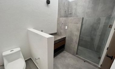 Venta de Casa en Querétaro, Lomas del Campanario IV, seguridad, alberca
